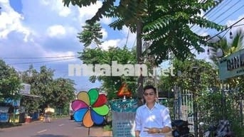 Đất nền gần Chợ, trường học, ủy ban, khu công nghiệp