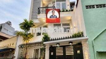 🏡 Nhà Quận 10 - 5 tầng - diện tích 36m2 - 3 phòng ngủ - hẻm 3,5m