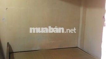 Phòng trọ khép kín, có sân rộng, gần trường dh khxh nhân văn