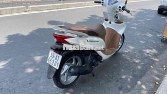 Honda Vision Trắng Việt Nam