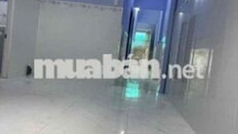 Nhà bán .DT 4x22 nhà cấp 4 ) 2 phòng 1 wc Đ bờ bao . Quốc lộ 50