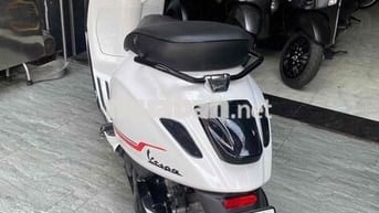 vespa 3v 2015