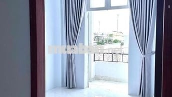 (Phòng cho Nam) DT 20m² có ban công, gần UBND P.Phú Định