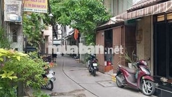 góc 2mt hẻm xe hơi Q10 , Giá 10tr