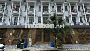 Chính chủ ngộp bán gấp nhà phố 1T2L KDC HOÀNG HÙNG DĨ AN