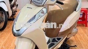 Honda Lead 125cc 2015 màu Kem