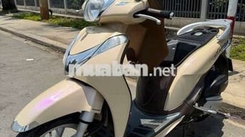 Honda SH Mode 2017 Kem 9 chủ kí