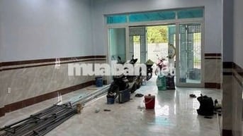 nhà trệt 3 lầu 5 phòng ngủ đường lớn 