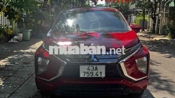 Mitsubishi Xpander 7 chỗ Xăng màu Đỏ