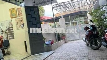 Cho thuê nhà 2pn, 1 wc, hẻm oto Bình chuẩn 09, Gần trường chợ