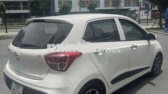 Hyundai i10 2018 Tự động Trắng 83000 km