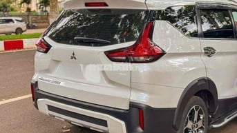 Mitsubishi Xpander Cross 2021 Trắng 7 chỗ