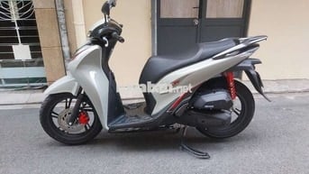 Honda SH Xám 5300 km Đã sử dụng