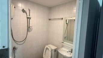Bán căn hộ bàu Cát 2 Tân Bình, 2PN, 2WC, 52m2  lầu 1 , 2.7 tỉ có sổ