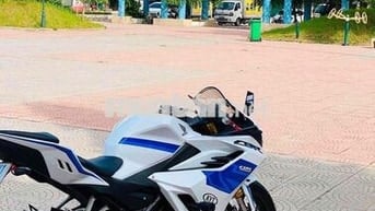 Honda CBR150R Trắng xanh Nhập khẩu