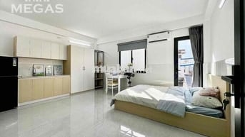 CHO THUÊ STUDIO CỬA SỔ BAN CÔNG SIÊU THOÁNG NGAY TRUNG TÂM QUẬN 3