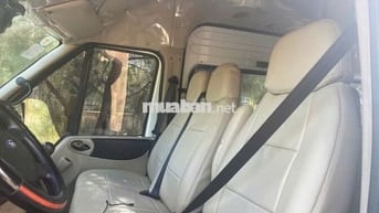 Ford Transit SVP 2019 16 chỗ Trắng
