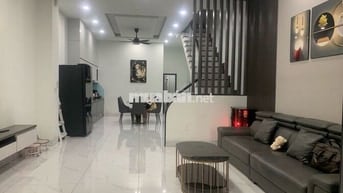 HIẾM.BÁN NHÀ 2 TẦNG MT NGUYỄN CÔNG HOAN.P ĐÔNG HÒA.VỊ TRÍ CỰC VIP