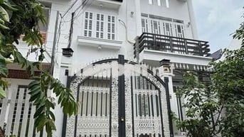 bán nhà số 11 đuờng số 9 ấp 5 xã phong phú bình chánh