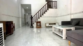 Bán nhà trệt lửng 3pn 2wc, hẻm xe hơi, sổ hồng riêng hoàn công