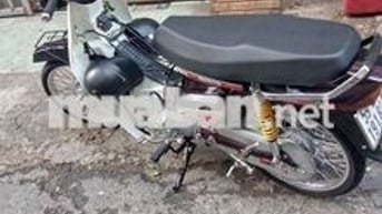 Honda Dream Cổ điển Nâu Xăng