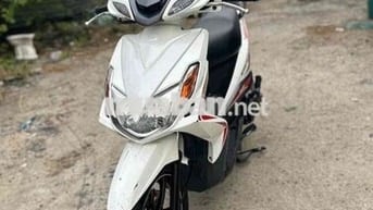 Yamaha Luvias 2013 Trắng