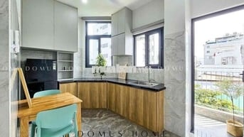 Cho thuê nguyên tầng 1PN bancol siêu rộng trung tâm quận 7