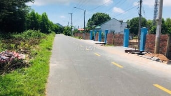 LÔ 450M2 ĐẤT SỔ HỒNG- MT NHỰA NGAY CHỢ KCN, TIỆN XÂY TRỌ GIÁ 545TR