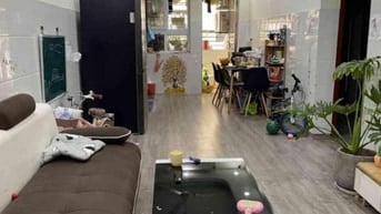 Chưng cư tầng trung giá hiếm chỉ hơn 3 đồng, 2 ngủ sáng thoáng gần 70m
