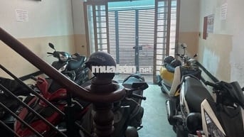 Phòng tầng trệt nhà nguyên căn Full Nội Thất, WC riêng