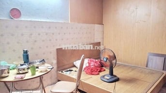 Cho thuê phòng trọ 15m2 Đường Nguyên Hồng gần Hồ Thành Công