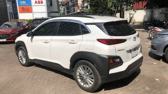 Mình Bán xe Huyndai Kona 2020, AT, mâu trắng đi 3,5 v 