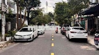 CHO THUÊ NHÀ 2.5 TẦNG ĐƯỜNG CAO HỒNG LÃNH, NHÀ MỚI SẴN VÀO Ở