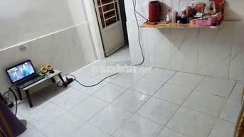 Phòng nhỏ xinh giá rẻ đường Huỳnh Văn Bánh quận Phú Nhuận