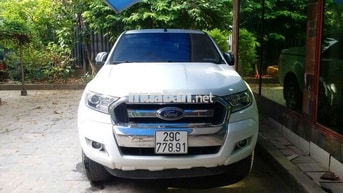 Xe Gia Đình Ford Ranger 2 cầu Trắng Mạ Crom