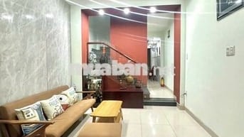 Nhà 4pn3wc chỉ 11tr kiệt Hùng Vương, sân thượng, cách đường chính 50m