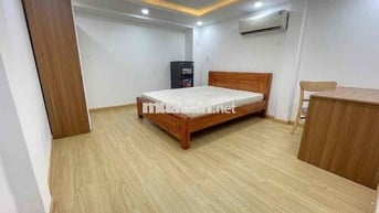 Cho thuê tầng 3, 2PN 1wc. kế Cinestar Quốc Thanh.