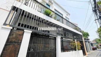 Siêu phẩm nhà 2 tầng HXH đường 8 Linh Xuân giá chỉ 3ty550