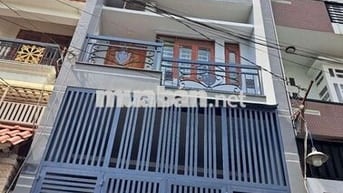 cho thuê nhà nguyên căn rộng rãi sạch sẽ 