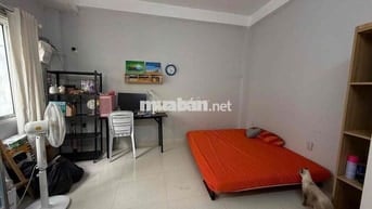 Phòng Ngay Phú Nhuận với giá 4tr6