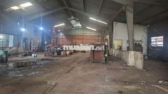 xưởng cho thuê trong KCN Q12 giá 70tr có trạm 250kva