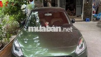 Suzuki Swift 2022 Xanh rêu Nhập khẩu