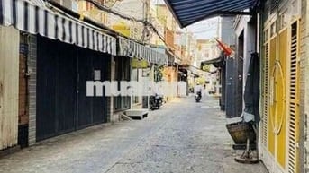 Bán nhà 3 tầng Đường Dương Bá Trạc hẻm xe hơi - DT 38m2 - Giá 5.3 tỷ