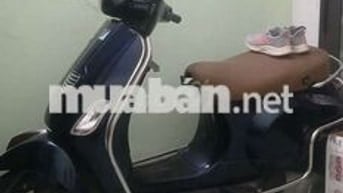 Piaggio Vespa Xanh đậm tiết kiệm xăng