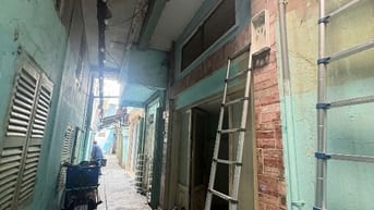 Cần bán nhà gấp liên hệ chị thủy 0813883825 