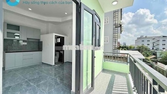 STUDIO THANG MÁY BANCOL NGAY ĐẠI HỌC NGUYỄN TẤT THÀNH Q12