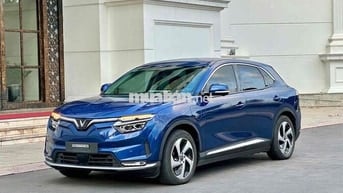 Vinfast VF8 Eco 2023 Pin CATL sẵn hồ sơ bấm số