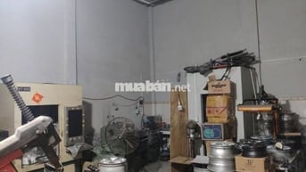 Cho thuê nhà, kho, xưởng. Mặt đường C4 Phạm Hùng. 