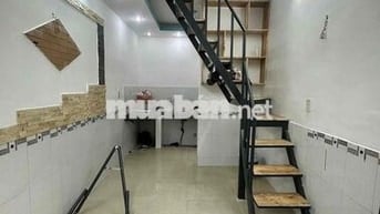 nhà ngay đối diện Chợ Minh Phát ngay Ngã Tư Ga sát Gò Vấp
