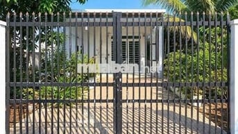 Diện tích 1000m2 có 100m2 thổ cư giá 180tr bao sang tên công chứng